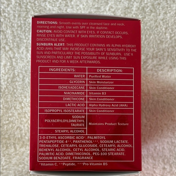 Olay Regenerist Vitamin C + Peptide 24 Hydrating Moisturizer - Picture 3 of 7